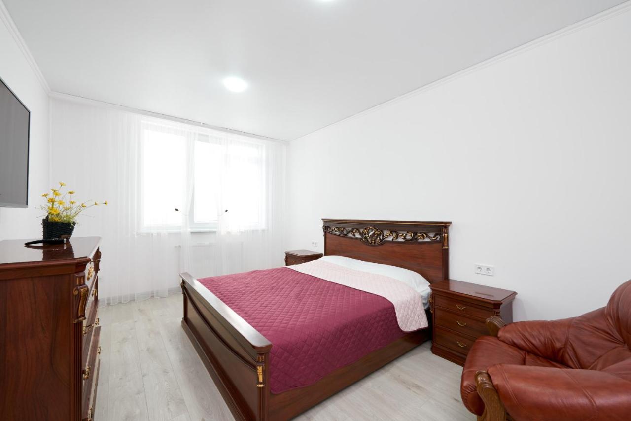 Квартира Для Вас Карла Мікльоша 7 Apartman Lviv Kültér fotó